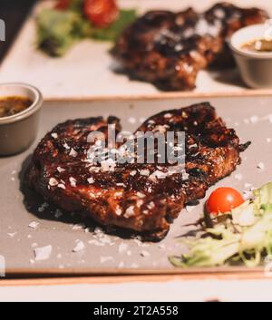 Ausgezeichnete Stücke von hochwertigem galizischem Rindfleisch Stockfoto