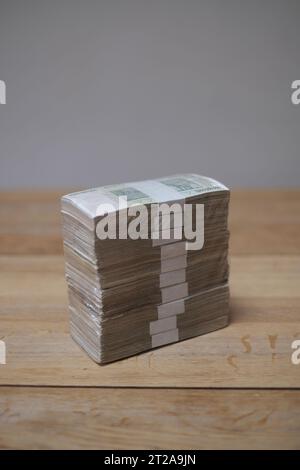 Stapel Bargeld - Millionen, Milliarden Dollar. Stockfoto