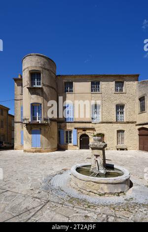 Château Grambois oder Grambois Chateau und Courtyard Grambois Luberon Provence Frankreich Stockfoto