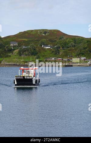 Die Kerrera Ferry verbindet Gallanach auf dem schottischen Festland mit Kerrera, einer kleinen Insel in der Nähe von Oban, Scottish Highlands Stockfoto