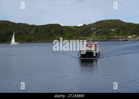 Die Kerrera Ferry verbindet Gallanach auf dem schottischen Festland mit Kerrera, einer kleinen Insel in der Nähe von Oban, Scottish Highlands Stockfoto