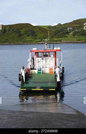 Die Kerrera Ferry verbindet Gallanach auf dem schottischen Festland mit Kerrera, einer kleinen Insel in der Nähe von Oban, Scottish Highlands Stockfoto