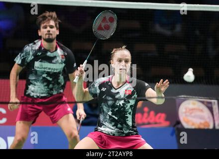 Dänemark 18. Oktober 2023, Mathias Thyrri und Amalie Magelund(R) gegen Mas Chen Tang Jie und Mas Toh EE Wei aus Malaysia im gemischten Doppel während der Denmark Open Badminton in der Jyske Bank Arena am Mittwoch, 18. Oktober 2023. (Foto: Claus Fisker/Ritzau Scanpix) Stockfoto