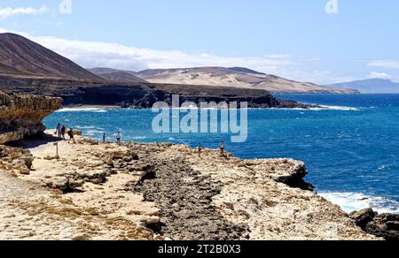 Höhlen in der Nähe des Küstendorfes Ajuy an der Westküste der Kanarischen Insel Fuerteventura - Ajuy, Pajara, Fuerteventura, Kanarische Inseln, Spanien - Stockfoto