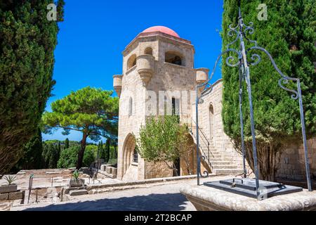 Kloster von Filerimos auf der Akropolis von Ialyssos, Insel Rhodos, Griechenland. Stockfoto