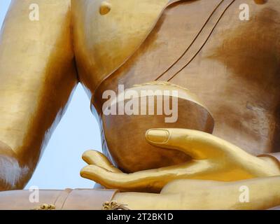 Bronze großer Buddha Dordenma in den Bergen von Bhutan bei Thimphu Stockfoto