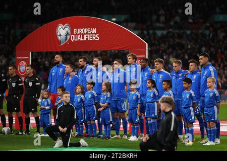 Italienische Spieler stehen vor dem Spiel an – England gegen Italien, Qualifikationsgruppe C zur UEFA EURO 2024, Wembley Stadium, London, Großbritannien – 17. Oktober 2023. Stockfoto