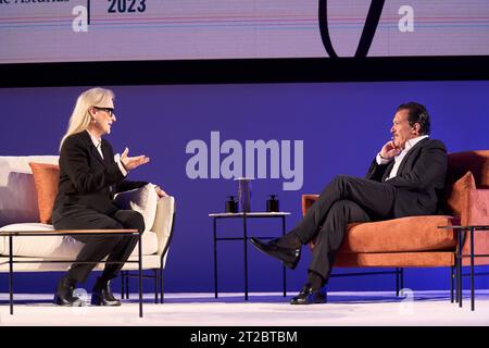 Oviedo. Spanien. 20231018 nimmt Antonio Banderas, Meryl Streep, am 18. Oktober 2023 an der Konferenz „Sin Guion“ während der Princesa de Asturias Awards 2023 im Palacio de Congresos in Oviedo, Spanien, Teil Stockfoto