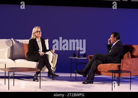 Oktober 2023, Madrid, Madrid, Spanien: Antonio Banderas, Meryl Streep nimmt an der „Sin Guion“-Konferenz während der Princesa de Asturias Awards 2023 im Palacio de Congresos am 18. Oktober 2023 in Oviedo, Spanien Teil (Foto: © Jack Abuin/ZUMA Press Wire) NUR ZUR REDAKTIONELLEN VERWENDUNG! Nicht für kommerzielle ZWECKE! Stockfoto