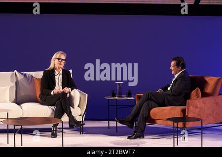 Oktober 2023, Madrid, Madrid, Spanien: Antonio Banderas, Meryl Streep nimmt an der „Sin Guion“-Konferenz während der Princesa de Asturias Awards 2023 im Palacio de Congresos am 18. Oktober 2023 in Oviedo, Spanien Teil (Foto: © Jack Abuin/ZUMA Press Wire) NUR ZUR REDAKTIONELLEN VERWENDUNG! Nicht für kommerzielle ZWECKE! Stockfoto