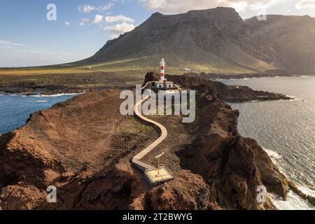 Luftaufnahme des Leuchtturms Punta de Teno auf Teneriffa, Spanien Stockfoto