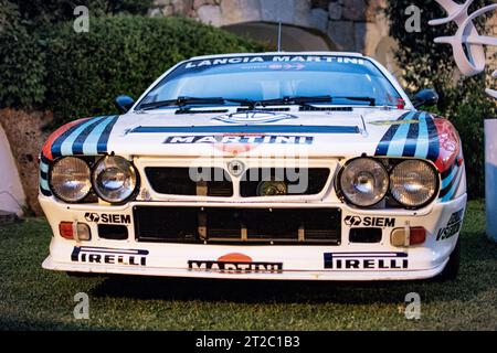 poltu quatu , ITALIEN - 0 6 juli 2013 : Sportwagen und Supersportwagen Rallye lancia 037 OLDTIMER Stockfoto