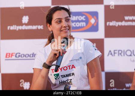 Merzouga, Maroc. Oktober 2023. AKKEL Dania (sau), Wevers Sport, Taurus T3Max, FIA W2RC, Porträt während der Preisverleihung der Rallye du Maroc 2023, am 18. Oktober 2023 in Merzouga, Marokko - Foto Frédéric Le Floc'h/DPPI Credit: DPPI Media/Alamy Live News Stockfoto