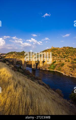 Alcantara-Brücke (Puente de Alcantara) Römische Brücke, Alcantara, Extremadura, Spanien Stockfoto