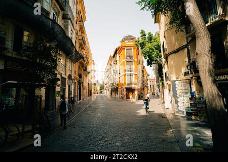 Valencia, Spanien - 18. Oktober 2023 Straße in Valencia Spanien. . Hochwertige Fotos Stockfoto