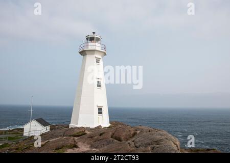 Moderner Leuchtturm am Cape Spear Lighthouse National Historic Site in St. John's, Neufundland & Labrador, Kanada Stockfoto