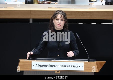 Anne Helm Linke haelt eine Rede im Abgeordnetenhaus in Berlin am 19. Oktober 2023. Regierungserklaerung des Regierenden Bürgermeisters von Berlin Kai Wegner im Abgeordnetenhaus *** Anne Helm Linke hält am 19. Oktober 2023 eine Rede im Repräsentantenhaus in Berlin Regierungserklärung des Regierenden Bürgermeisters von Berlin Kai Wegner im Repräsentantenhaus Stockfoto