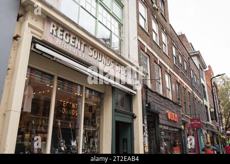 Regent Sounds Studio on Denmark Street, alias Tin Pan Alley, London, England, Großbritannien Stockfoto