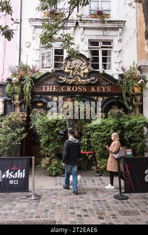 The Cross Keys Public House, Endell Street, Covent Garden, London, WC2, England, Großbritannien Stockfoto