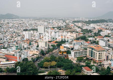 Nha Trang, Vietnam - 2. November 2022 : Blick auf die Stadt Nha Trang Stockfoto