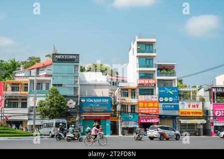 Nha Trang, Vietnam - 2. November 2022: Nha Trang Downtown Street Stockfoto