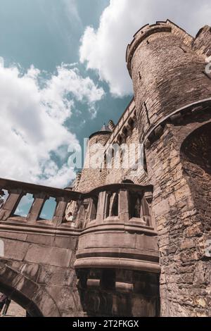 Antwerpen, Belgien - 10. Juli 2023: Mittelalterliche Festung Het Steen in der Altstadt von Antwerpen. Stockfoto