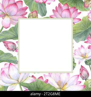 Quadratischer Rahmen aus blühenden Seerosen und grünen Blättern. Lotusblüten, indischer Lotus, Blatt, Knospen. Leerzeichen für Text. Aquarellabbildung. Für Grüße Stockfoto