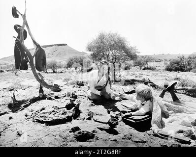 Jenny Agutter, Lucien John, am Set des Films „Walkabout“, 20. Jahrhundert-Fox, 1971 Stockfoto