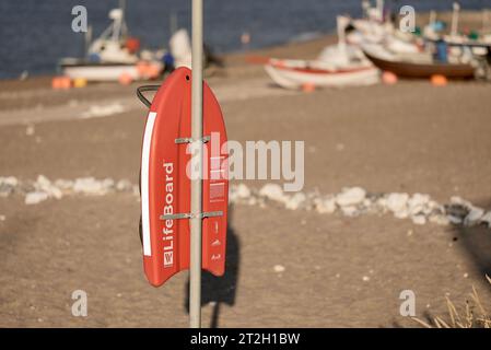 Klitmoller Sanfte Wellen Am Magischen Sandstrand, Fabelhaftes Blaues Wasser, Stockfoto