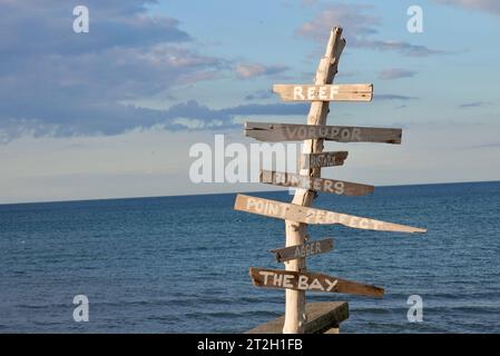 Klitmoller Sanfte Wellen Am Magischen Sandstrand, Fabelhaftes Blaues Wasser, Stockfoto