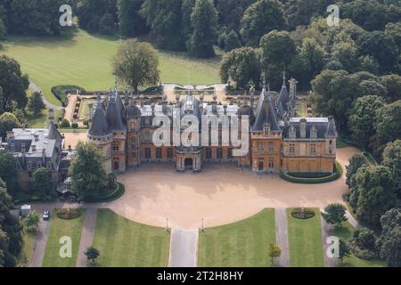 Das Waddesdon Manor, ein prächtiges französisches Renaissance-Schloss im Herzen der Landschaft von Buckinghamshire, rühmt sich einer opulenten Geschichte Stockfoto