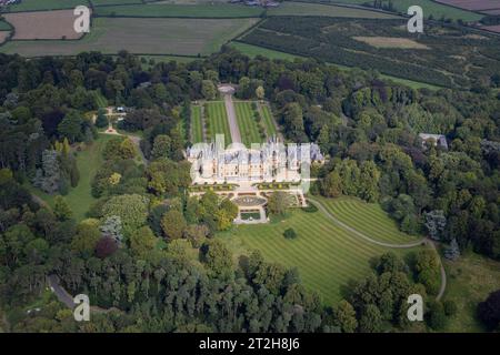 Das Waddesdon Manor, ein prächtiges französisches Renaissance-Schloss im Herzen der Landschaft von Buckinghamshire, rühmt sich einer opulenten Geschichte Stockfoto