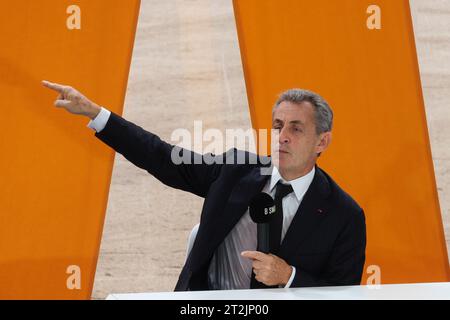 Marseille, Frankreich. Oktober 2023. Sylvain Rostaing/Le Pictorium - Nicolas Sarkozy auf dem Unternehmerforum in Marseille am 19. Oktober 2023 - 19. Oktober 10/2023 - France/Bouches-du-Rhone/Marseille - Nicolas Sarkozy war am Donnerstag, den 19. Oktober 2023 Ehrengast beim Unternehmerforum im Stade Velodrome in Marseille. Quelle: LE PICTORIUM/Alamy Live News Stockfoto