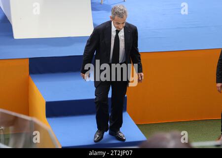 Marseille, Frankreich. Oktober 2023. Sylvain Rostaing/Le Pictorium - Nicolas Sarkozy auf dem Unternehmerforum in Marseille am 19. Oktober 2023 - 19. Oktober 10/2023 - France/Bouches-du-Rhone/Marseille - Nicolas Sarkozy war am Donnerstag, den 19. Oktober 2023 Ehrengast beim Unternehmerforum im Stade Velodrome in Marseille. Quelle: LE PICTORIUM/Alamy Live News Stockfoto