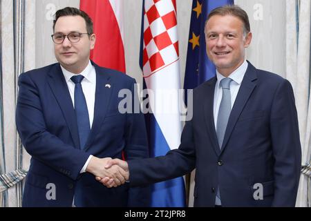 Zagreb, Kroatien. Oktober 2023. Der Präsident des kroatischen Parlaments Gordan Jandrokovic trifft sich am 20. Oktober 2023 in Zagreb, Kroatien, mit Jan Lipavsky, Außenminister der Tschechischen Republik. Jan Lipavsky ist zu einem Arbeitsbesuch in Zagreb. Foto: Patrik Macek/PIXSELL Credit: Pixsell/Alamy Live News Stockfoto