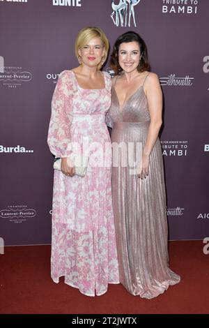 Julia Kloeckner und Dorothee Bär bei der Ankunft Hommage an Bambi in Berlin 19.10. 2023 *** Julia Kloeckner und Dorothee Bär bei der Ankunft Hommage an Bambi in Berlin 19 10 2023 Credit: Imago/Alamy Live News Stockfoto