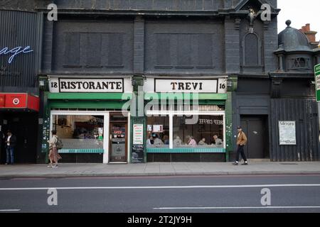 Trevi Restaurant, Highbury Corner Islington, London, England, Großbritannien Stockfoto