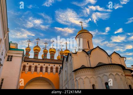 23. September 2015, Moskau, Russland. Historische Gebäude wie Kreml, Roter Platz, St. Basilius Chruch aus Moskau Stadt. Stockfoto