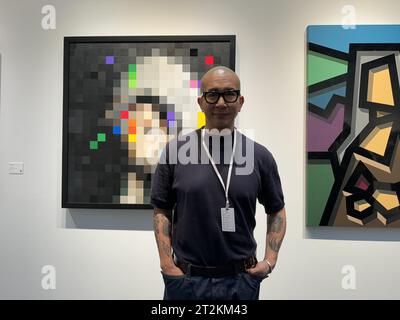 Der südkoreanische Sänger, DJ, Musikproduzent, Tänzer und Songwriter Koo Jun-Yup besucht am 19. Oktober 2023 eine Kunstausstellung in Taipeh City, Taiwan. Stockfoto