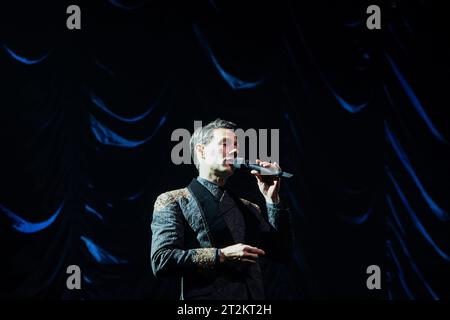 Porto, Portugal. Oktober 2023. Urs Bühler von der IL DIVO Vocal Gruppe tritt während der „New Day“ Tour in der Super Bock Arena auf. Quelle: SOPA Images Limited/Alamy Live News Stockfoto