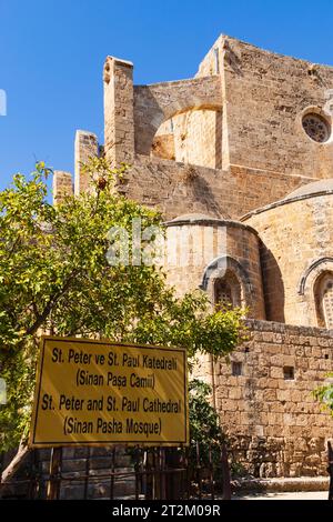 Ruinen der Kathedrale St. Peter und St. Paul, Sinan Pascha Moschee, Famagusta, Ammochostos, Gazimagusta, türkische Republik Nordzypern. Nordzypern Stockfoto