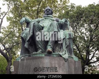 Goethe-Denkmal vor dem Stadtpark, Ringstraße, Wien, Österreich Stockfoto