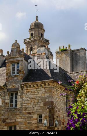 Alte Steinhäuser in der Rue Saint-Thomas, Altstadt von Landerneau, Département Finistere Penn-AR-Bed, Region Bretagne Breizh, Frankreich Stockfoto