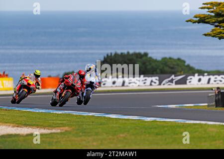 Ventor, Australien. 20. Oktober 2023; Phillip Island Grand Prix Circuit, Ventnor, Victoria, Australien; 2023 MotoGP Guru von Gryfyn Australian Motorcycle Grand Prix, Practice Day; Francesco Bagnaia, Alex Marquez, Joan mir während Training 2 beim Australian MotoGP Credit: Action Plus Sports Images/Alamy Live News Stockfoto