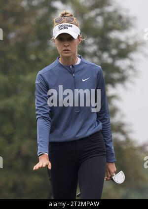 Paju, Südkorea. Oktober 2023. Nelly Korda aus den USA spielt aus einer grünen 2. Halle während ihrer 1. Runde der LPGA BMW Ladies Championship 2023 im Seowon Valley C.C. in Paju, Südkorea am 19. Oktober 2023. (Foto: Lee Young-HO/SIPA USA) Credit: SIPA USA/Alamy Live News Stockfoto