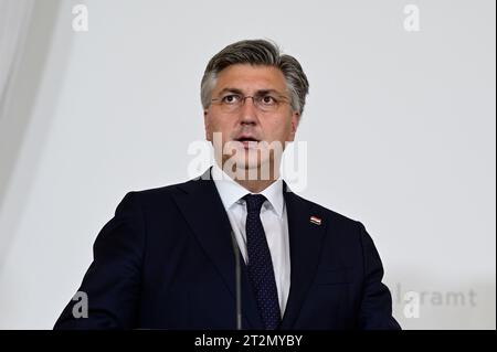 Wien, Österreich. Oktober 2023. Pressemitteilungen des kroatischen Ministerpräsidenten Andrej Plenković (HDZ) im Bundeskanzleramt in Wien Stockfoto