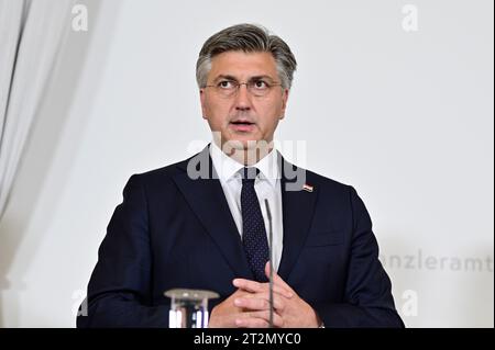 Wien, Österreich. Oktober 2023. Pressemitteilungen des kroatischen Ministerpräsidenten Andrej Plenković (HDZ) im Bundeskanzleramt in Wien Stockfoto