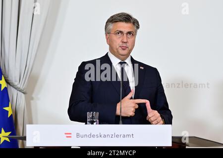 Wien, Österreich. Oktober 2023. Pressemitteilungen des kroatischen Ministerpräsidenten Andrej Plenković (HDZ) im Bundeskanzleramt in Wien Stockfoto