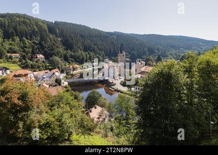 Blick auf den Place Rozmberg in der Tschechischen Republik. Hochwertiges Foto vom Place Romberg. Stockfoto