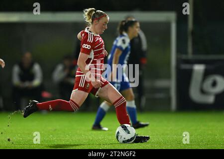 Oostakker, Belgien. Oktober 2023. Zoe Van Eynde (14) von Standard, dargestellt während eines Frauenfußballspiels zwischen AA Gent Ladies und Standard Femina de Lüttich am 7. Spieltag der Saison 2023 - 2024 der belgischen Lotto Womens Super League, am Freitag, den 20. Oktober 2023 in Oostakker, BELGIEN. Quelle: Sportpix/Alamy Live News Stockfoto